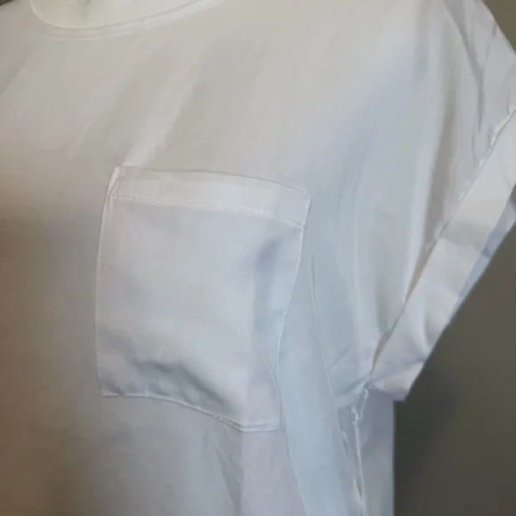 NWT SIX/FIFTY kaitlin button-back short sleeve top in white size medium women's - Picture 12 of 12